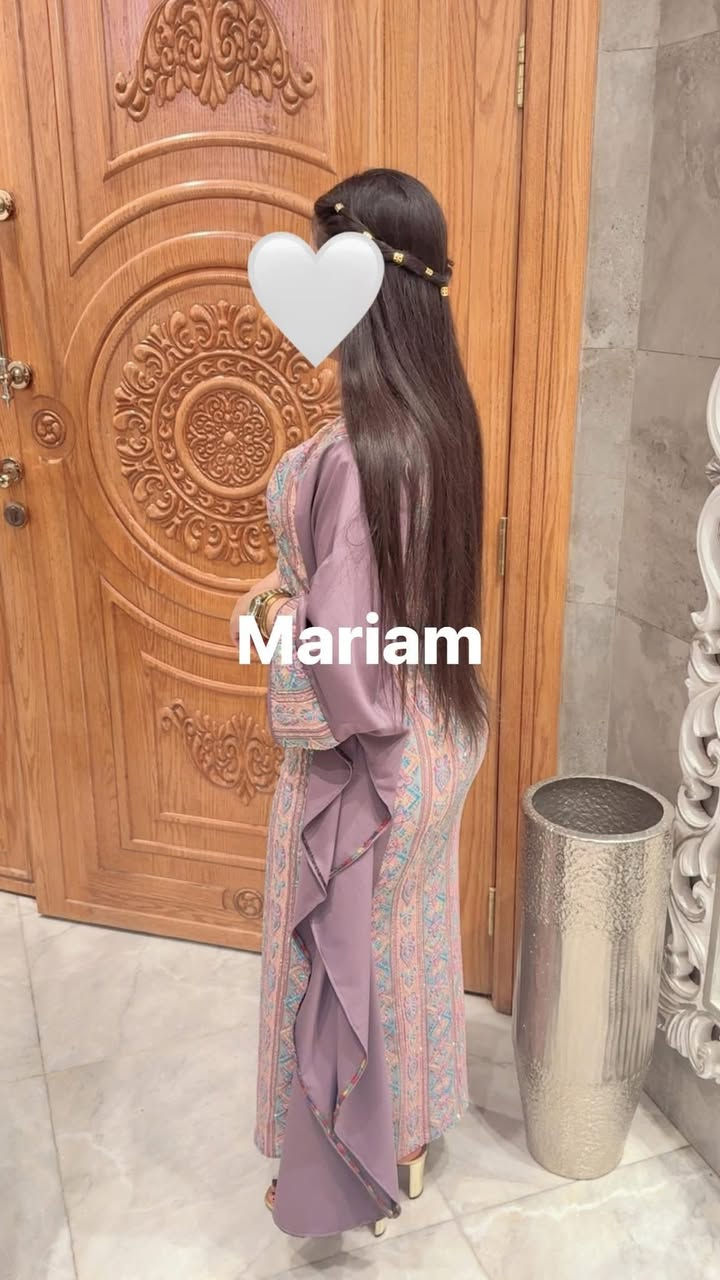 مرحبا بنات فستان لبسته لبسه وحده لمده ساعتين وبس اريد ابيعه ب75 يلبس وزن 50/53 وبي عرض هم اذا تريدي يتعرض


**إذا كنت صاحب هذا الإعلان وتريد حذفه لأي سبب، رجاءا أرسل رسالة إلى الدعم الفني**