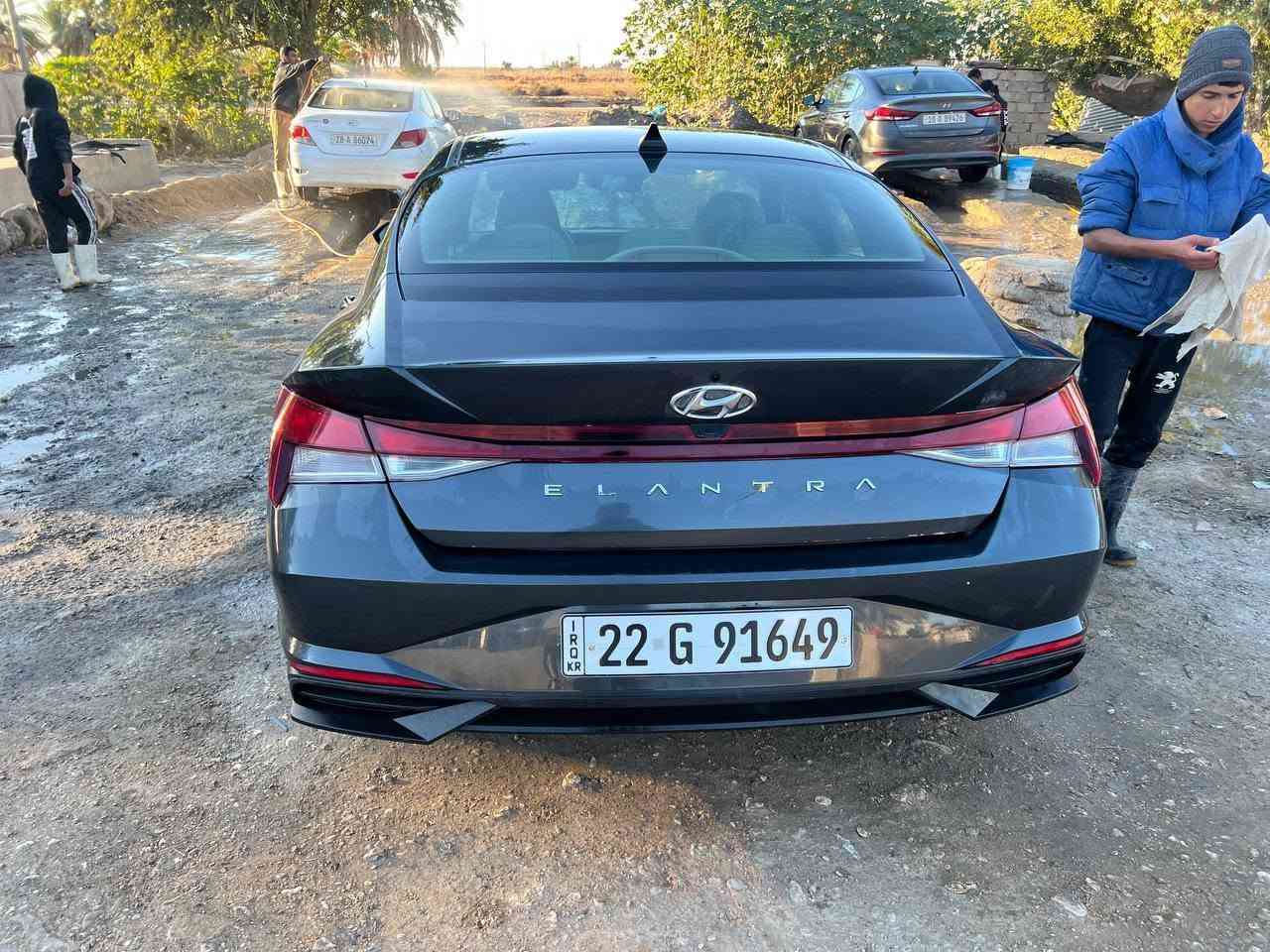 ‏هيونداي النترا 2023 وارد أمريكي 🇺🇸
✔️ محرك 2.0 لتر اقتصادي
✔️ قير أوتوماتيك CVT
✔️ شاشة لمس
✔️ كاميرا خلفية
✔️ Apple CarPlay و Android Auto
✔️ بلوتوث وتحكم من المقود
✔️ مثبت سرعة
✔️ نظام ECO / SMART
✔️ نظام الثبات الإلكتروني
✔️ نظام مانع الانزلاق
✔️ حساسات ضغط الإطارات
✔️ جنوط رياضية
✔️ إنارة LED
✔️ مرايا كهربائية
✔️ مكيف ممتاز تبريد قوي
✔️ وسائد هوائية متعددة
✔️ اشاره ترحيبيه 
✔️ ميزة الشنطة الذكية (Smart Trunk).
📌 الموديل: 2023
📌 العداد: 67 ألف كم
📌 اللون: رصاصي غامق
📌 وارد أمريكي

السيارة نظيفة جداً، اقتصادية بالوقود، شكل رياضي حديث، جاهزة للفحص ولا تحتاج أي مصروف.

رقم الهاتف: ‏***********
