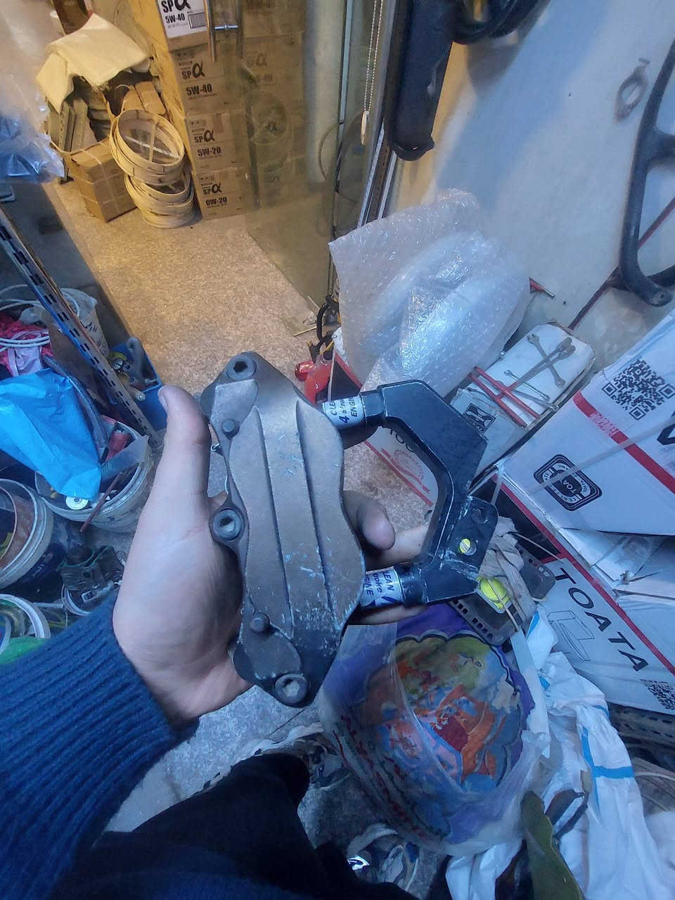 متوفر غراض سكنز للبيع كلشي وسعره واتس***********
