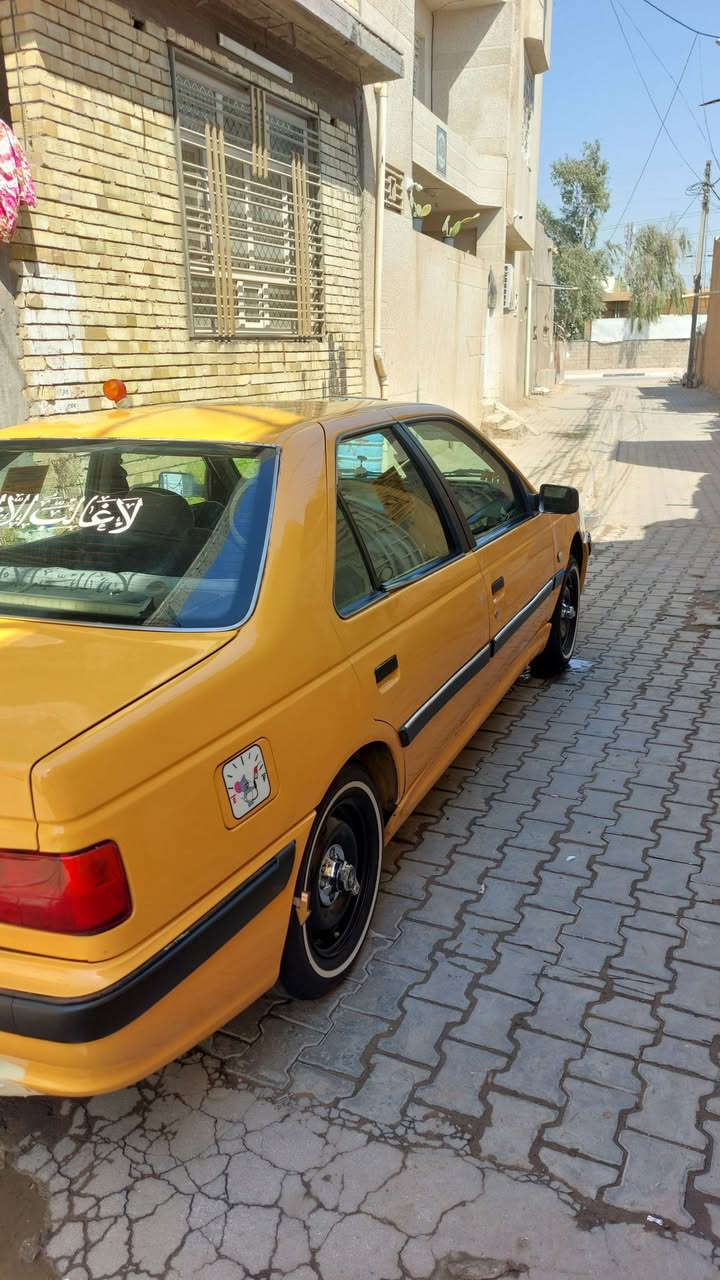 السلام عليكم  بيجو بارس موديل 2012  تخم تاير  حداديه جديده مكينه خير من الله  دواخل جديده الغرفه جلد السياره متعوب عليه  السنويه ل29    ب أسمي السعر 41    مكان السياره كربلاء    موبايل ***********
