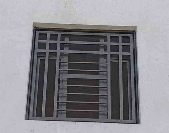 نقدا ..أو اقصاد
تعلن حداده الزهيري عن بيع لأبواب والشبابيك والمحجرات 
والسندويج بنل 
متميزون بالعمل 
سوق الشيوخ 
للاتصال او الاستفسار
*********** واتساب
