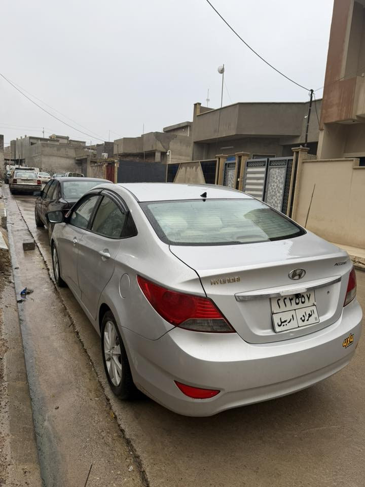 اكسنت موديل 2011 محرك 16 دوش سنوية وهزة نهاية 2026  موصفات فول  الضرر موضح بالسونار.                          مكان نينوى السعر 90 مجال بسيط رقم ***********
