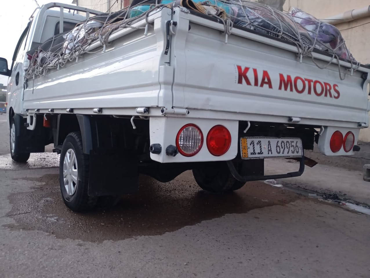 كيا مسكر بم ونوزل رقم بغداد نكليزي مكينه جديد تخم تايرا جديد بدون ضربه وصبغ جاهزه من كلشي مديل٢٠١٠ السعر ١١٥ وبيه مجال مكاني بغداد الحسينيه المعامل ***********
