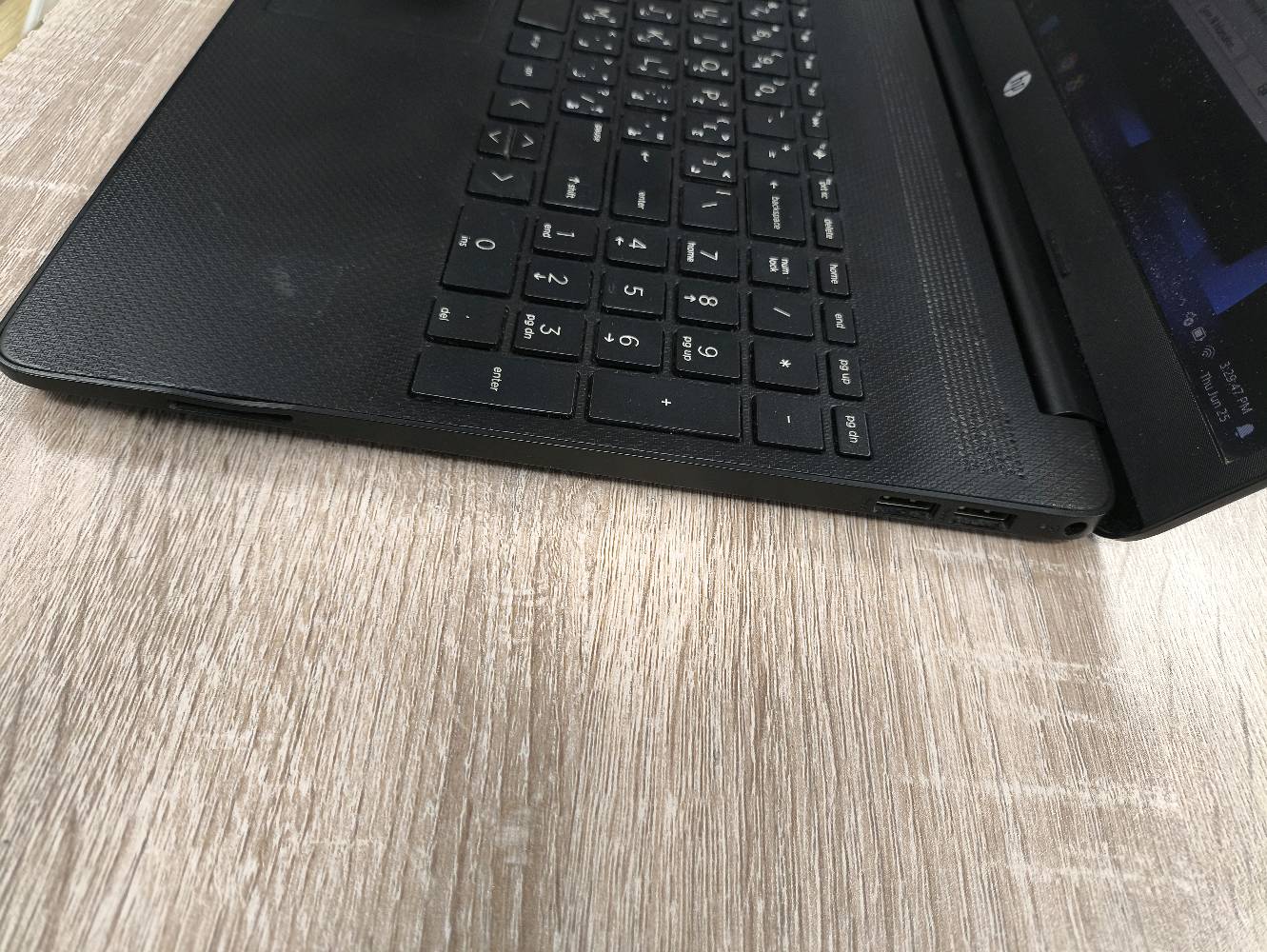 لابتوب hp مستعمل بحالة حيدة جدا الجهاز نسخة الشرق الاوسط و ليس بالة و لا مجدد

المواصفات 
* معالج انتل i7 جيل 11 معالج حديث و مناسب للاستخدام الشخصي و الالعاب
** كرت شاشة nvidia mx 450 2 gb مناسب للبرامج و الالعاب تشغيل اغلب الالعاب
*** رام حجم 8 كيكا نوع ddr4 
**** هارد سريع جدا m.2 nvme 128 gb
***** شاشة بحجم 15.6 
****** بطاية تدوم لمدة ساعتين