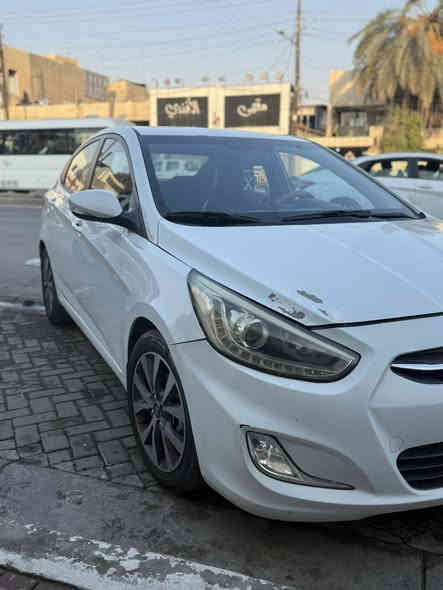 السلام عليكم 
اكسنت ٢٠١٦ خليجي مكفوله 
البيها موضح كدامك بل صور غير هل شي مابيها بدون صبغ فقط دعاميات 
ماشيه ١٠٠ الف 
رقم بغداد 
عنواني بغداد العامريه 
السعر ١١٢ وبيها مجال 
***********
