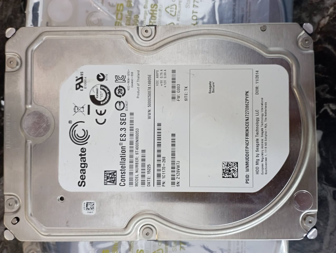 هاردات جديد مستخدم ع كد الفحص 500GB عدد 2

وهاردات 2 تيرا بايت عدد 3 ابيع شلع اذا تفيدك تعال خاص


**إذا كنت صاحب هذا الإعلان وتريد حذفه لأي سبب، رجاءا أرسل رسالة إلى الدعم الفني**