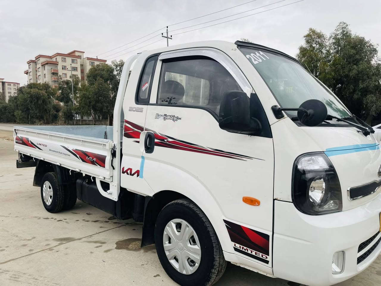 کیابار2009براوەیە
مکینەرەشی3000
بیشی گۆراوەبە2018
گیرومکینە ئەکسل بەشەرت
تایەوباتری تازەیە
سەیارەکە جاهیزە
*********** السليمانية, العراق
