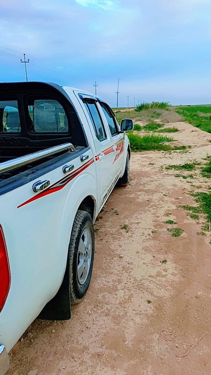 سلام عليكم نيفارا موديل 10 للبيع سياره جديده وحلوه ملاحظه السياره باسمي السيارهه متواجده في محافظه واسط نشرتها المره  الثانيه بالوعود الكاذبه السياره كلها بيها شغال كهربائياتها تبريتها تدفئه شغاله تخم تاير صدر جديد.    *********** السعر 85 وبيها مجال
