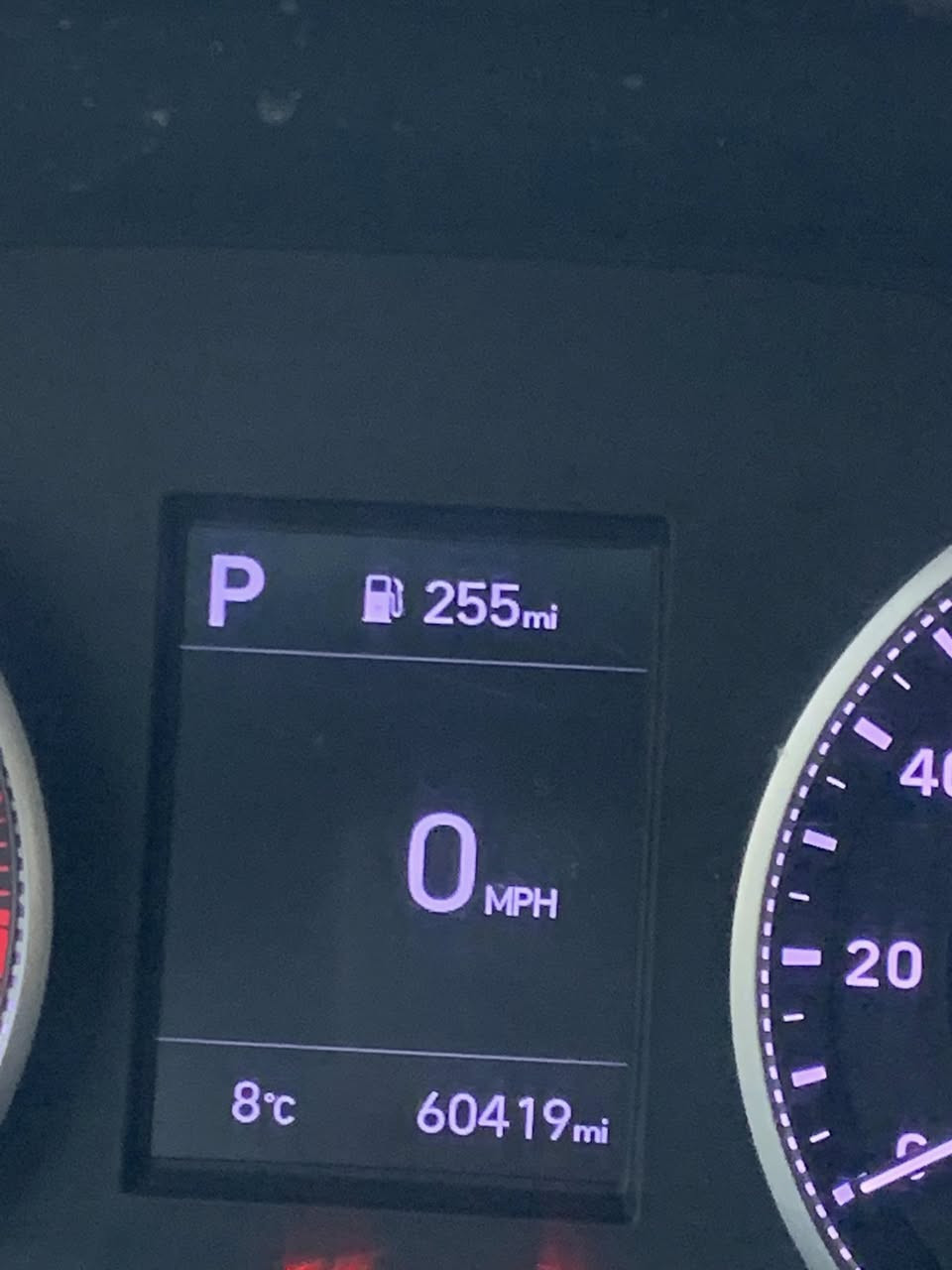 النترا /٢٠٢٠ماشيه٦٠مكفوله وجديده على وضع الشركه بيها فقط تعديل بارد اسفل الباب خلف السايق والباقي مكفول شرط الفحص والتراي  السعر ١٤٥ وبيها مجال وباسمي للاستفسار *********** ويوجد واتساب
