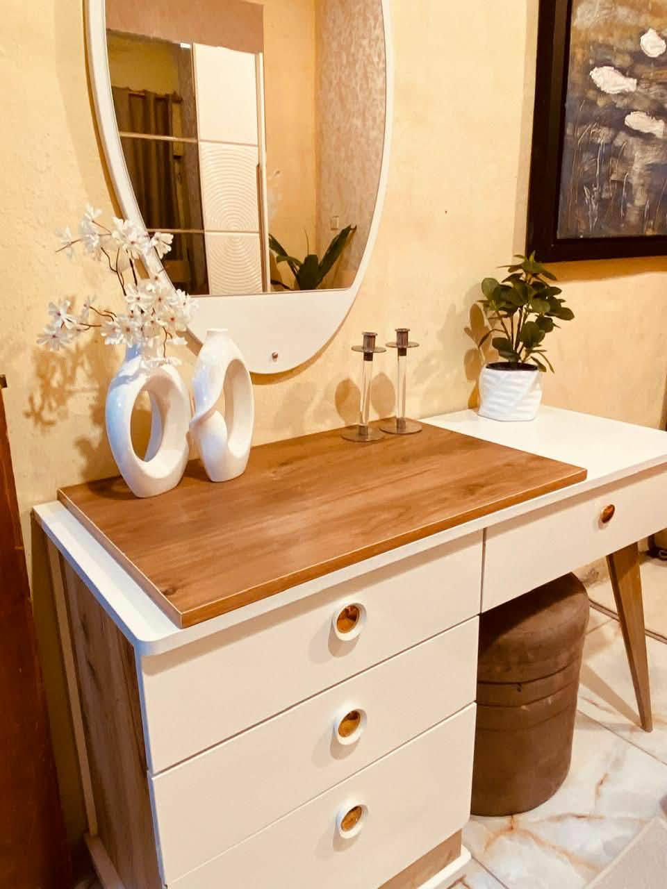 غرفه تركيه ماركه من هوم سنتر  نظيفه جدا وسرير مخزن هايدروليك اناره 6 قطع المكان زعفرانيه جسر ديالى القديم 
850 الف


**إذا كنت صاحب هذا الإعلان وتريد حذفه لأي سبب، رجاءا أرسل رسالة إلى الدعم الفني**