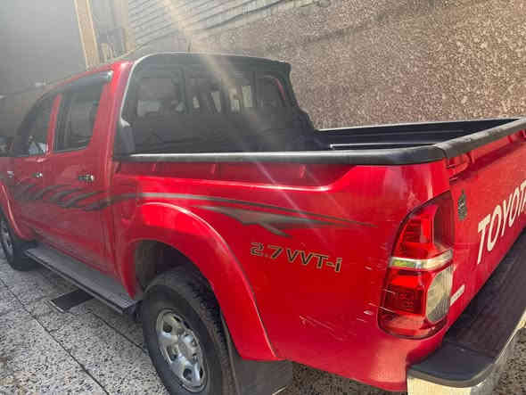 السلام عليكم تويوتا هايلوكس حمره موديل 2014
4 سلندر بانزين اوتوماتيك
تخم تايرات جديد اصلي برجستون
 الضرر موضح داخل المنشور 
مواصفاتها معروفه ميحتاج اسولف بيها

السعر 205$
بغداد الامين حي المعلمين
رقم بغداد جديد سنوية باسمي 

اني مكلف بالنشر وهذا رقم راعيها
***********
***********
