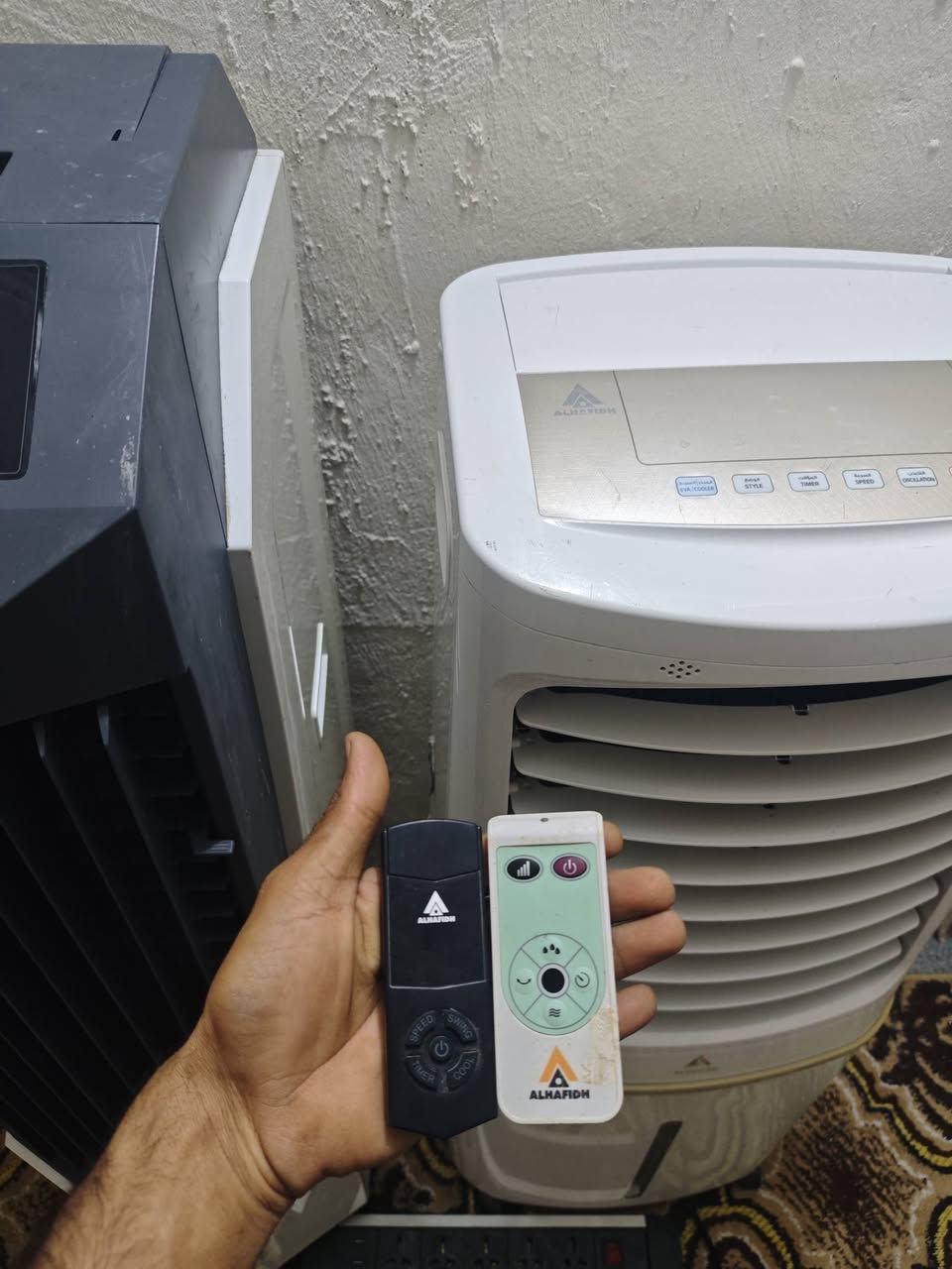 السلام عليكم مبردات كمفيره النوعيه الحافظ نظافه 90% سعر القطع 150,000 العنوان بغداد ***********
