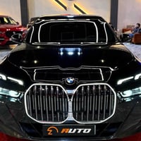 740i Mpakch • ٢٠٢٣ • ٧٠٨٤٠ ميل