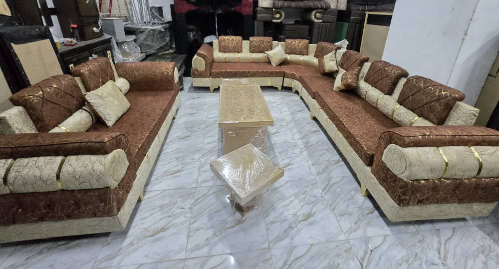 مفروشات المحبة عروض متنوعة 
شرفووو 
للتواصل واتس #اتصال0956496987
🛑يومين فقط العرض 
😎#طقم #كنبايات
🔴#المواصفات: 
 ✅  خشب شوح
✅#سفنج ع 12سم. ممتاز اول
✅#قماش مرمرة تقيل
✅#صندوق 😍
✅#الطراحة متحركة مذودة بسحابات لسهولة الغسيل🌙
# قواعد لوكنز لون الدهبي


**إذا كنت صاحب هذا الإعلان وتريد حذفه لأي سبب، رجاءا أرسل رسالة إلى الدعم الفني**