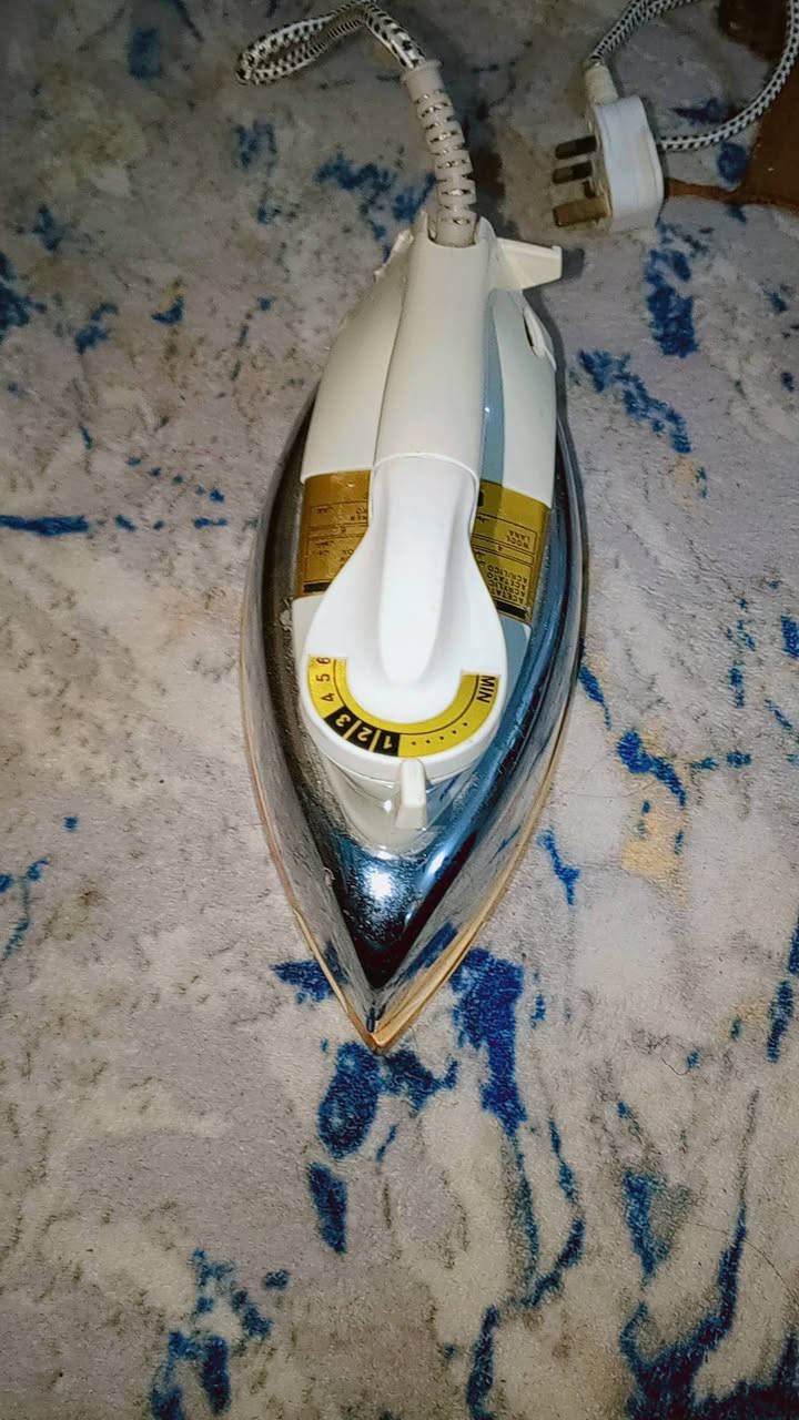 اوتين للبيع نضيفات واحد بخار واحد موبخار الواحد15 للتصال***********
