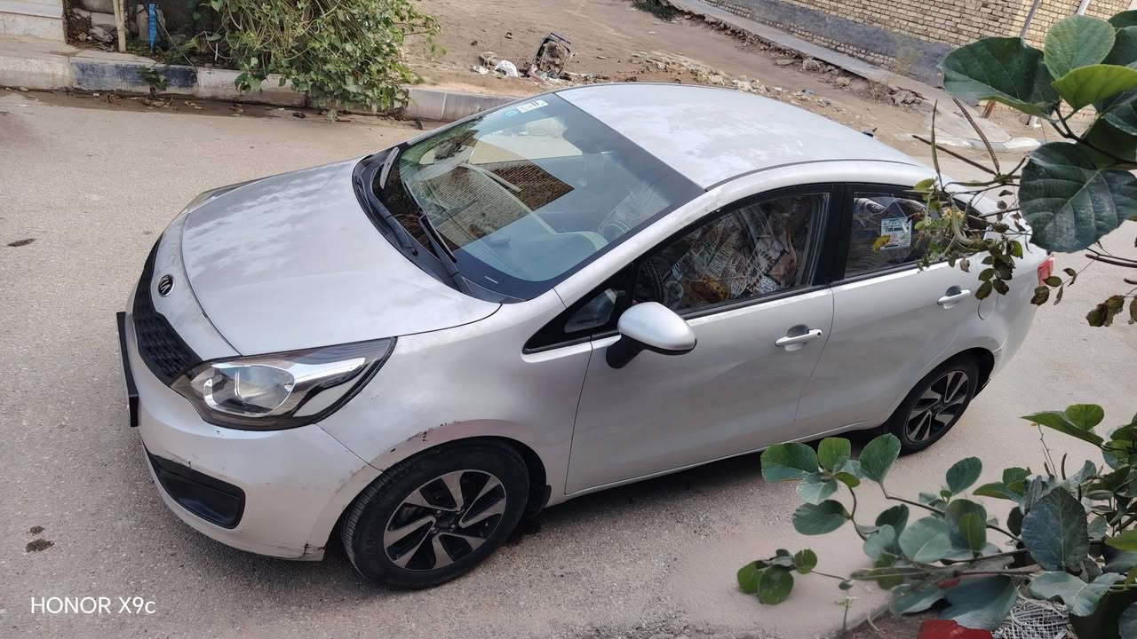 السلام عليكم  للبيع سيارة كيا ريو 2015 خليجي سيارة مكفوله  بيه  ضربه صبغ بالجاملغ الايمن ومصىلح على البارد محرك 1600 تبريد عاطل  سنوية 30 سيارة باسمي تحويل مباشر رقم ذي قار مداور ثاني يوم السعر 95 بيه مجال بسيط مكان السيارة  الناصريه الاستفسار..
***********
***********
