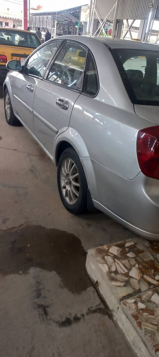 2007 خليجي اوتوماتيك رقم بغداد سنويه جديدة مكفولة من الضربه جاهزه مكاني بل نجف سعره 60 وبيه مجال قليل فتحه تحكم جام كهرباء ***********
