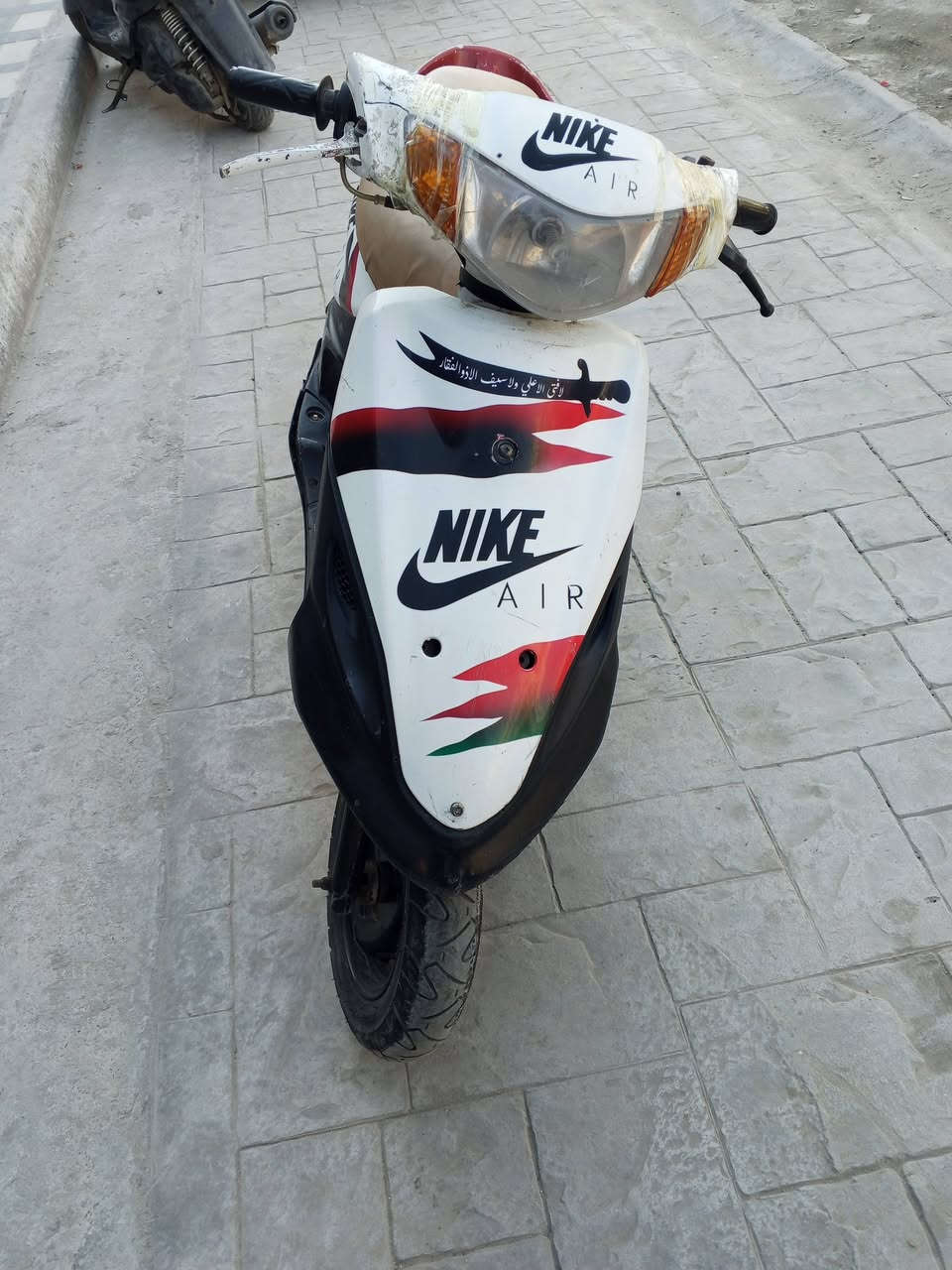 السلام عليكم دراجة ماكس قجمة 120 نظيفة سلف وهندر بكل وقت تواير جدد بلادي السعر 300 الف مكان بغداد الشعب
الرقم ***********
