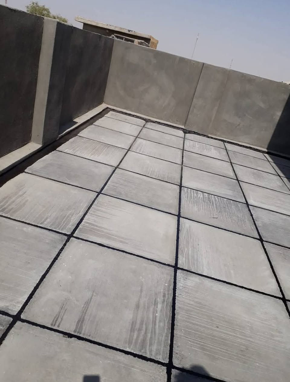 سلام عليكم مستعدون لتطبيك السطوح بلشتايكر وعاده الماستك شغل درجه اولى على الفحص للطلب والاستفسار *********** او على الخاص
