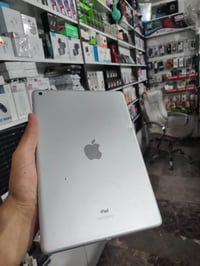 آيباد 9 • ٢٥٦ • بطارية ٧٩