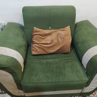 تخم مستعمل • ٧ نفرات • حي النقيب