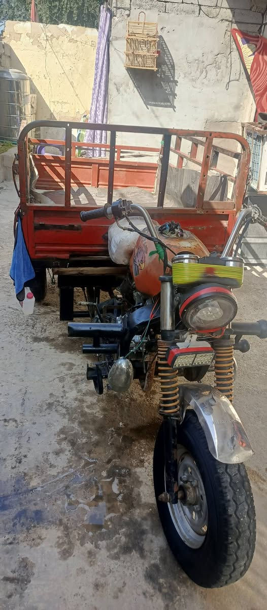 سلام عليكم ستوته البيع اوباما مديل 18 اوراق كامله اصوليه  شغاله كامله كهربايات جدد ضفيره كامله ستوته خير من الله مابيها اي نقص بس ترتيب السعر 750اوبيها مجال قليل ***********مكان بغداد الحسينيه مال راشديه
