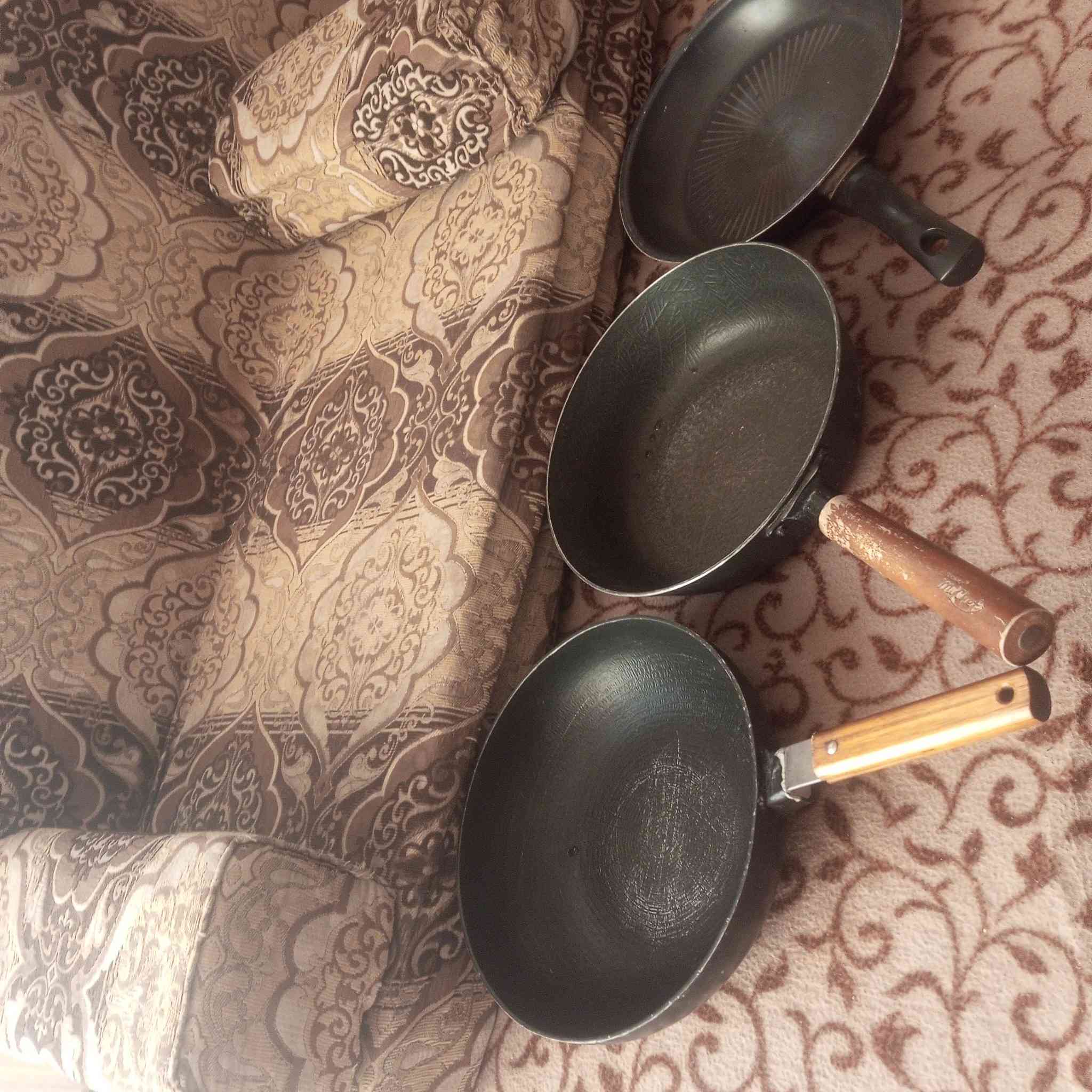 سلام عليكم للبيع طاوه اصلي  اوربي ثقيل للبيع استفسار *********** ارفع المنشور بدون امر
