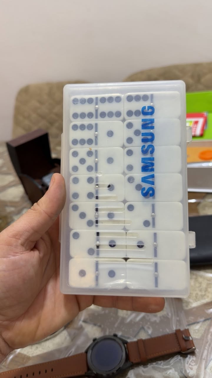 تحية طيبة مجموعة اغراض كله اصلي والاغلبية جديد غير مستخدم تفيد الي على باب الله واسعارهم جوه البلاش بس الساعة قيمتها 25 الف بدون العلبه في السوك  والبور بنك الهونر سعرة 20 الى 25 يعني بقطعتين فقط طالعة فلوس الاغراض الاخرى والقطع الاخرى هي تتكلم السعر 50 الف قفل


**إذا كنت صاحب هذا الإعلان وتريد حذفه لأي سبب، رجاءا أرسل رسالة إلى الدعم الفني**