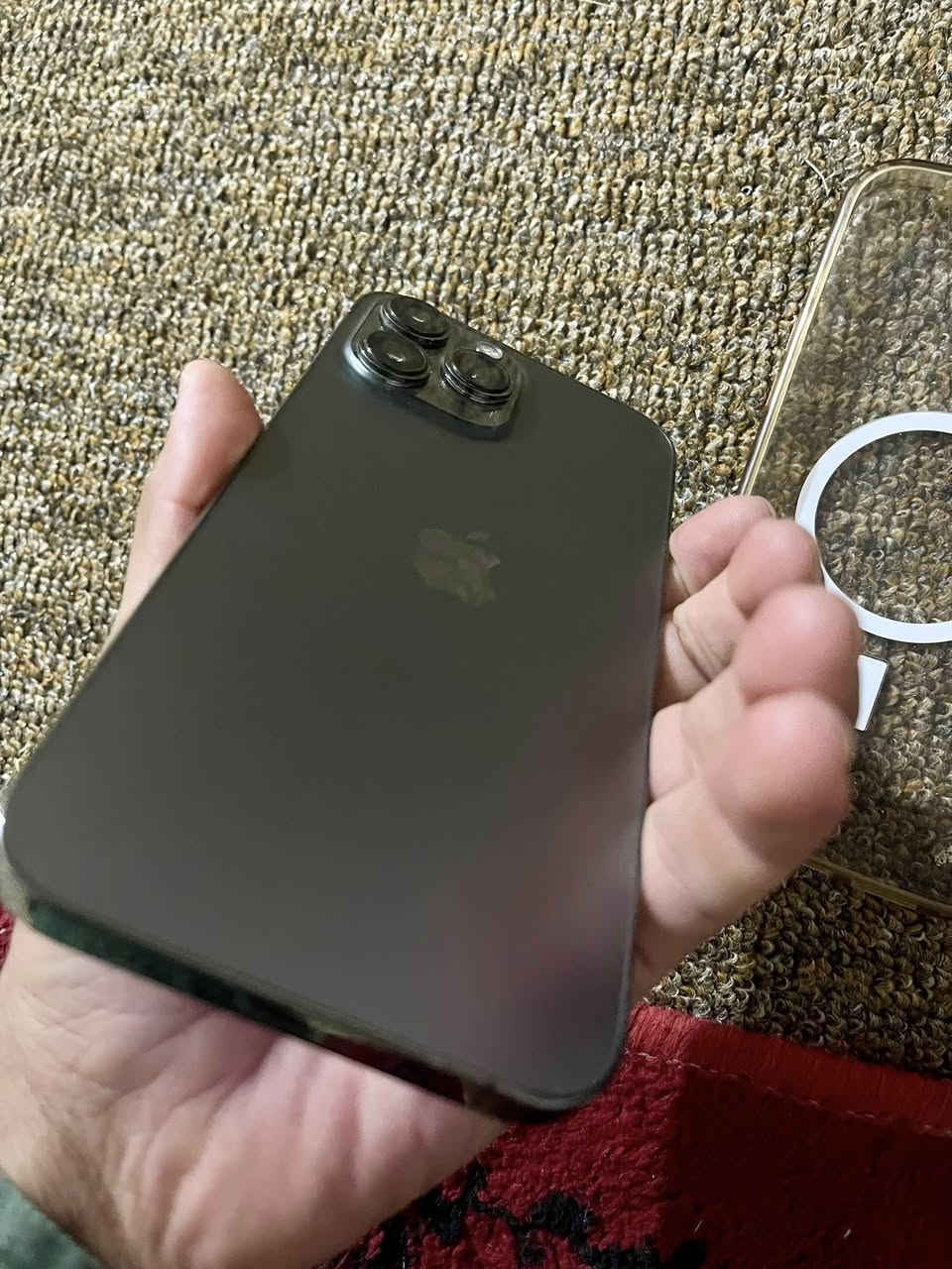 13 برو ماكس 256 بطاريه 83 بلاديه مسج شاشه فقط كلا شغال صوت اتصال فيس ايدي شغال كامره تخبل مابي اي عطل للبيع مكاني بابل محاويل ***********
