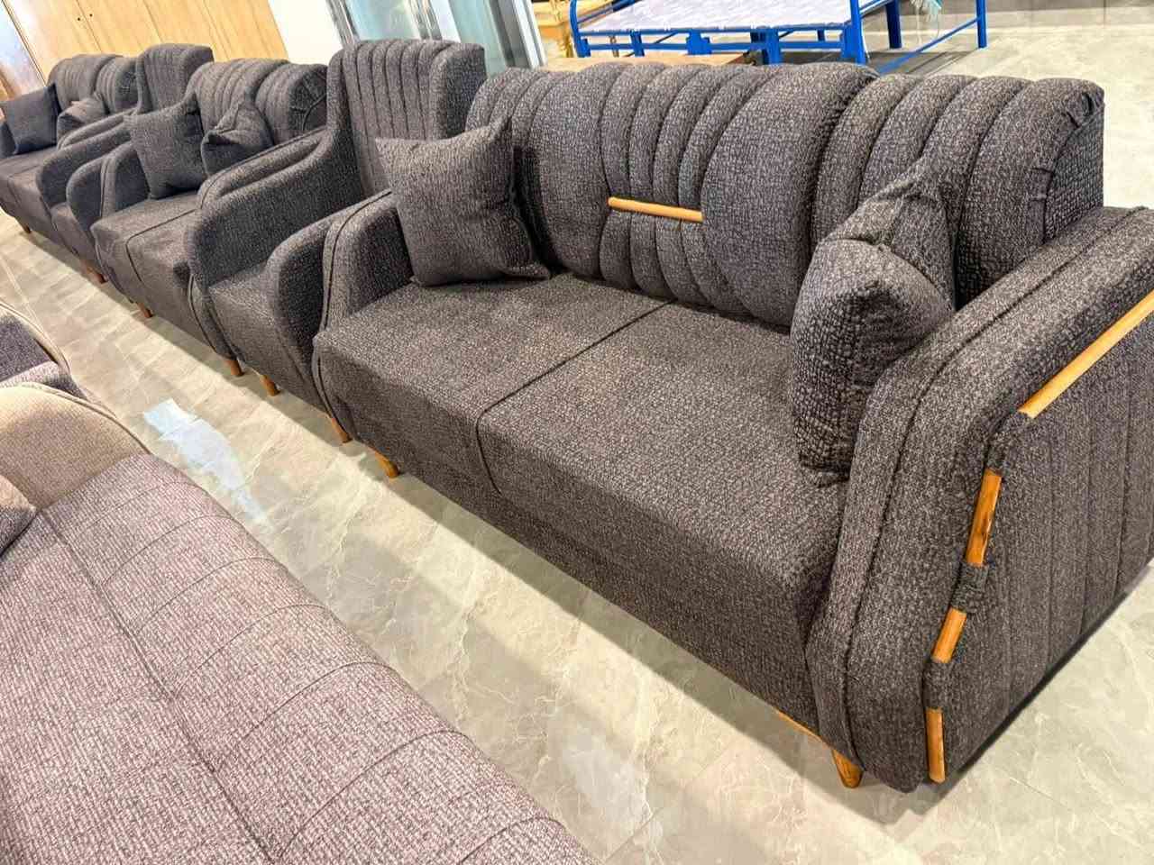 أهلاً بكم في معرض صلاح الدين للأثاث 👑
يسعدنا أن نقدم لكم أحدث تشكيلات الأثاث والموديلات العصرية التي تلبي احتياجات بيوتكم وتمنحها لمسة جميله . طقم القنفات
📍 مواقعنا في تكريت:
• الفرع الرئيسي الأول: شارع الزهور / مقابل كلية التربية للبنات / مجاور تانكي الماء.
• الفرع الثاني: شارع الزهور / مقابل مدرسة خالد بن الوليد / قرب كلية التربية للبنات.
📞 لأي استفسار أو للحجز، يرجى الاتصال على الرقم: ***********
رضاكم هو هدفنا دائماً.
