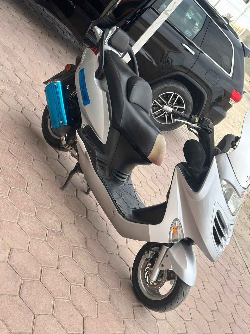 سلام عليكم
دراجه كايمكو للبيع 
محرك دراجه ربع 250cc دراجه مكفوله من محرك من كشر شرط الفحص وين متريد دراجه كاعده وحلوه نشاط دراجه ماشاء الله عليه السعر 13 ونص وبيهه مجال للشراي التواصل  ***********
