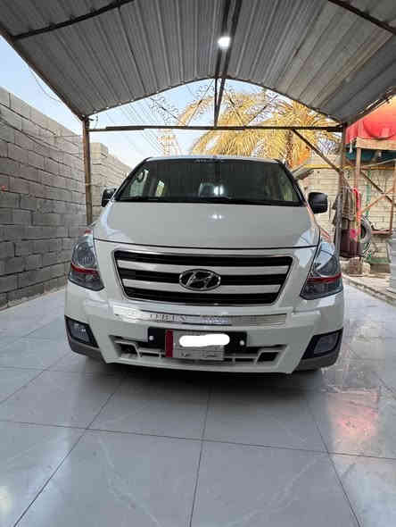 سلام عليكم استاركس 2018 اصل مسكر اوتماتيك خليجي مكينه مجول نص بنص جديده تخم تاير جديد حداده توب فول مواصفات عدا الفتحه كامره خلفيه وماميه سياره جديده معنه الكلمه كفاله ما عدا شبرين صبغ فقط سياره احلى من الصور السعر230 وبيه مجال لشراي فقط مكاني بصره قضاء المدينه *********** ///***********
