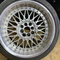 ويل BBS حجم 17 تو سايز بي تخم تاير جديد وكبات كاملة بدون عواج او تصليح...