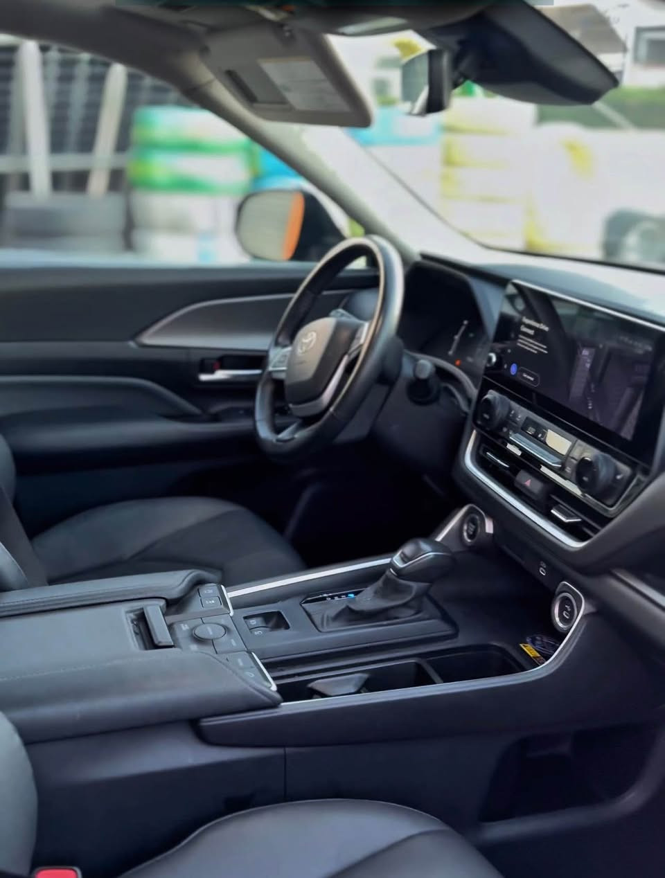 Toyota grand Highlander 2024
تويوتا گراند هايلندر 2024
مواصفات XLE-AWD
7 راكب , مكينة ٤سلندر+حجم 2.5 لتر
جملغ یمین خلفي صبغ بدون دواخل بدون ارباگ
السيارة كلش حلوة و نظيفة 
5TDAAAB51RS000440
السيارة مكفولة من كير و محرك و كهربائيات
 سعر(345$) ورقة مجال
مكان السيارة اربیل
***********
*********** أربيل, العراق
