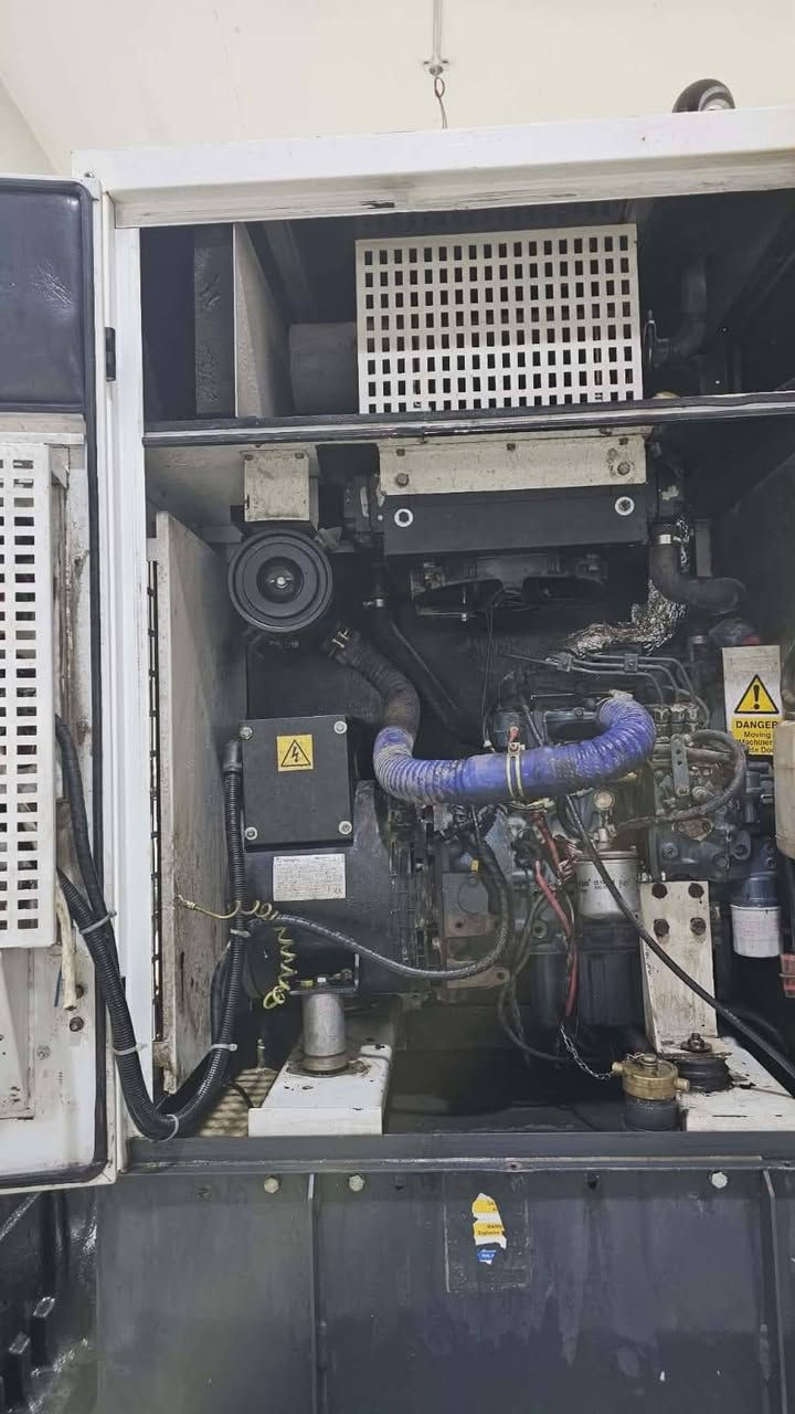 مۆلید بیلاد وارد بریتانیا  10KV سنكل
توليد ايطالي 12 KV
اوتو ستارت.
سى 3 بستن اقتصادية 
مكينة كابوته يابانى مكفوله  .
سعاتى 1 لتر د خوا.
كاتم صوت.
فوول سيرڤس بوکراوه

سـعـر : لە کۆمێنت داوابکە ڕاستەوخۆ بۆت دێت 📥 

هیچ کێشەیەکی تێدا نییە 

ژمارەی خاوەنەکەی 
***********
