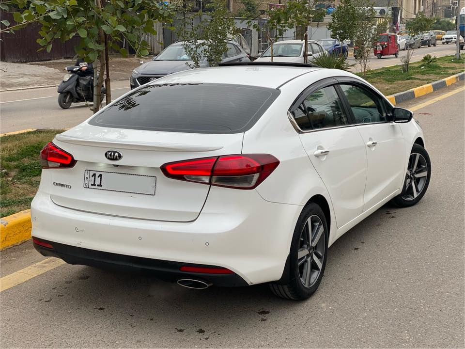 السلام عليكم
سيراتو 2017 VIP فول الفول 1/1 ماشيه 74 الف

محرك 2000 فتحه بصمه كشنات جلد وخزن ميموري تدفئة وتبريد بالكشنات تدفئة بالستيرن رادارات تبريد قطعتين لدات امامي خلفي حساس امامي خلفي 5 ويل كب شاشه وكاميرا 

كير محرك كفاله بيها بارد بسيط بالباب مال السايق وبيها صبغ بالدوسه فقط

سعرها 153 وبيها مجال بسيط مكاني بغداد الكرخ ***********
