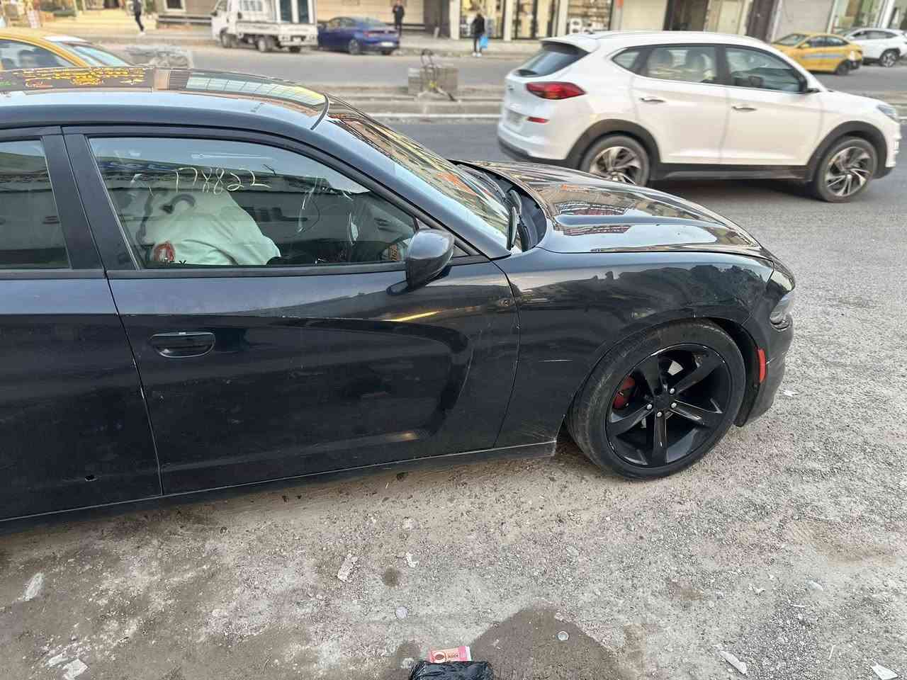 سلام عليكم جارجر ٢٠١٥بيها اربع قطع مكفولة شواصي ولغود سيارة فول رادار امامي وجانبي فول الفول عدة الفتحة وسعر مناسب ب ١٥٥ ورقة فقط مكاني كرادة وسيارة بيها ملاحضات تجي وشوف ***********
