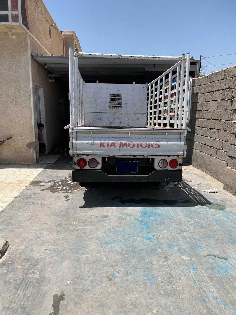 السلام عليكم فحل للبيع مديل
٢٠١٢مكاني بغداد تقاطع النهروان ***********
