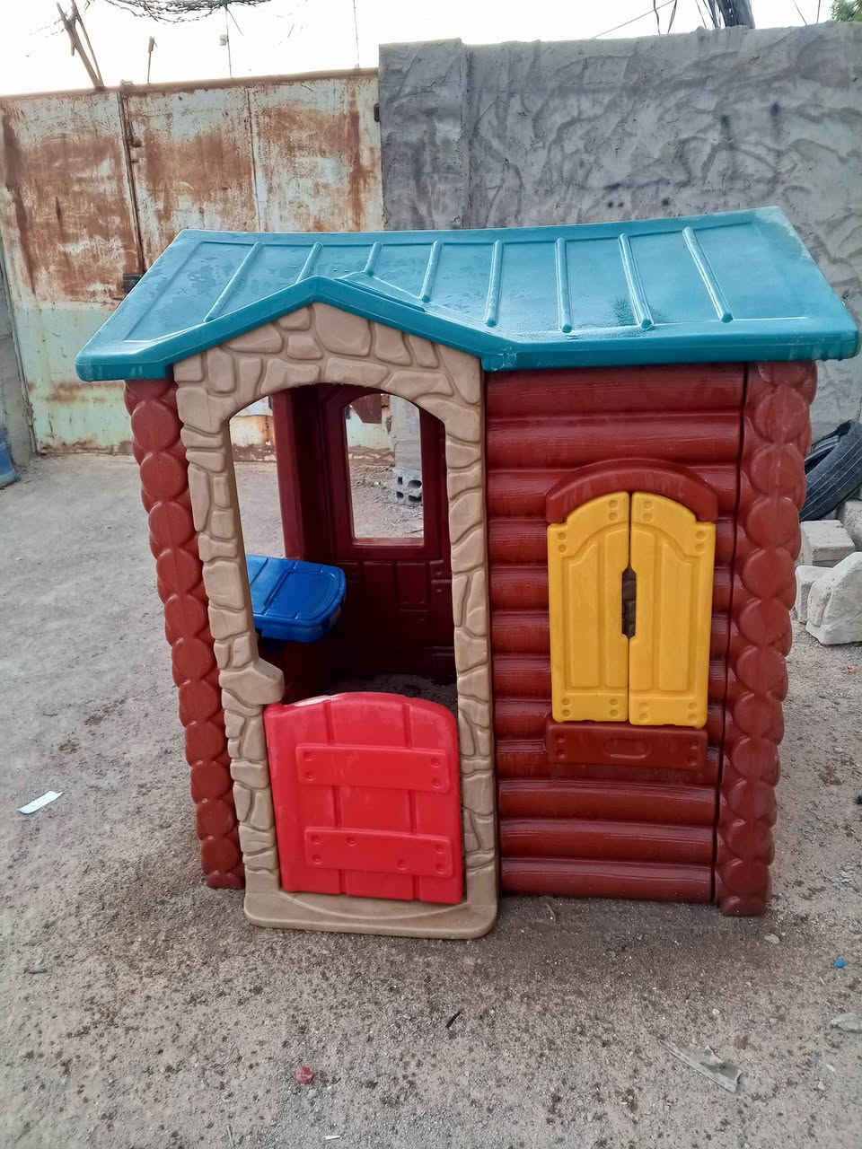 كوخ العاب اطفال يتفصخ وينشد سهل بالنقل والتنصيب بدون اي أضرار نضيف 
السعر 65
العنوان كوفه علوة الفحل 
الاتصال ***********
