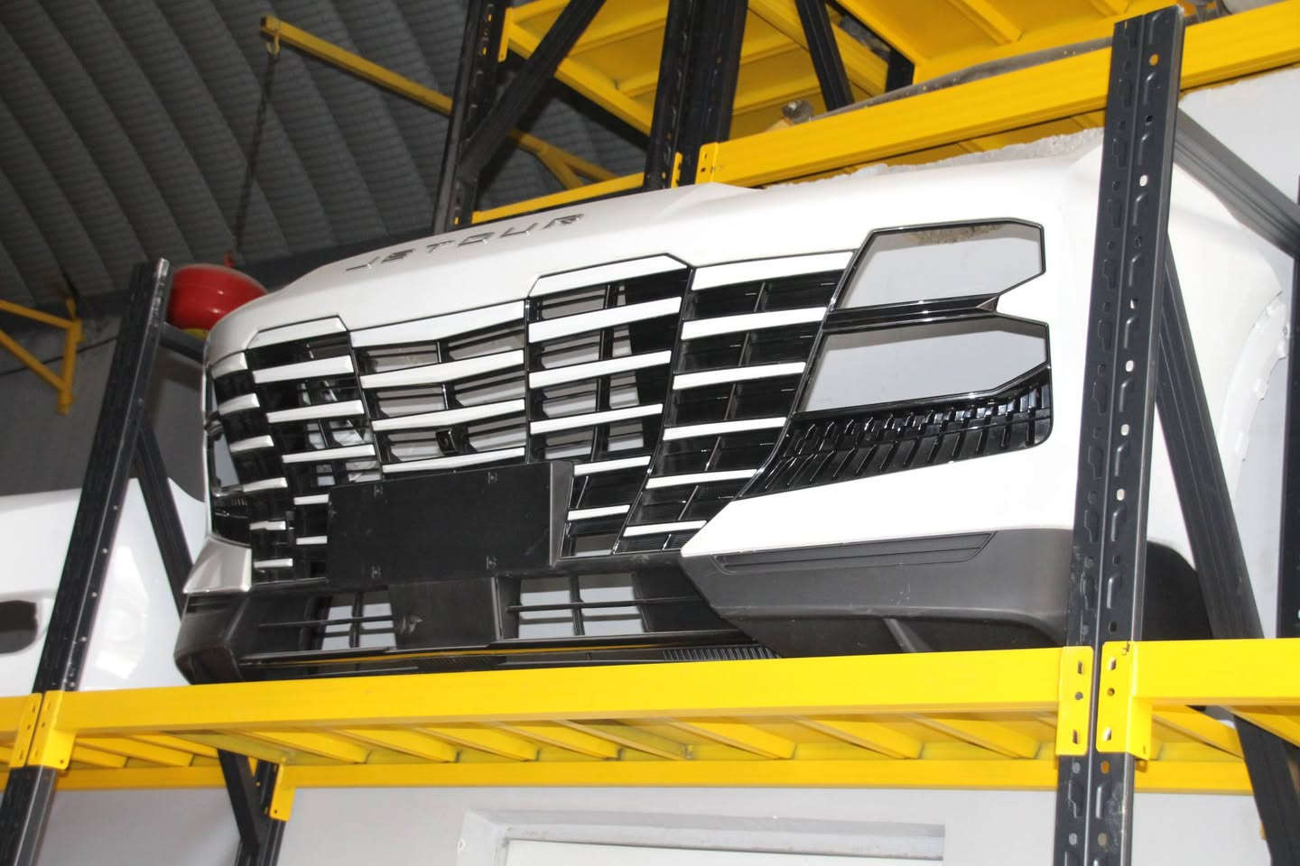 كل ما تحتاجه لتبقى على الطريق تجده في متجر Jps Jetour لتجارة قطع غيار السيارات الصينية.
​📞 [ *********** ]
📍《بصرة - صناعية حمدان》
