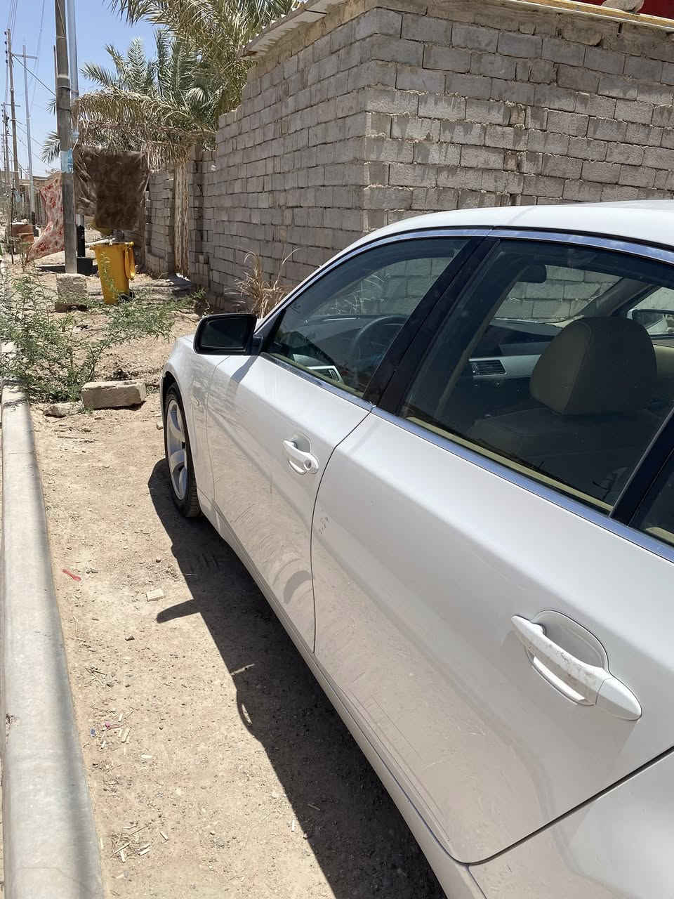 ادوات BMW  ميماتي مديل 2008 خليجي وكالة الغانم گص صبغ وضربه ماعده الدعاميه متومه  طبق الاصل 
.. 
كفاله گير مكينه حداديه تبريد
• المواصفات
_ فتحه بالسقف / تنته
_ داخلي بيج خليجي تدفئه تبريد بالكشنات
_ برده خلفيه
_ لايت دوار 
_ نضام صوت ودمام
_ تخم تاير جديد
_ تبريد قطعتين خلفي وامامي
_ عدة اسعاف جديده بالصندوق
_ مع سبير و مثلث  وجك  
_ باتري جديد
_ عبوة + فيت بم جديد 
_ دهن الًيَوُمًِ بدلته وكاله اُصًلًي 
_ وبعد هواي مواصفات
_ مكاني البصرة القرنه
_ بيع او مراوس حسب القناعه 
_ السعر 65 وبيها مجال قليل للشراي كل التفاصيل مذكوره
رقم الهاتف ***********
