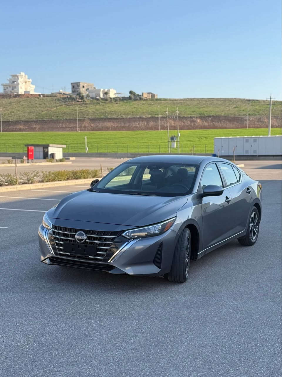 سنترا موديل 2024  مواصفات SV
سياره كاتي تترقم شمالي. 
ماشيه 7 الف مايل 
بوند +جاملغ صبغ بدون داخل بدون شاصي 
مكان دهوك 
سعر بلاش 128 ومجال 

*********** دهوك, العراق
