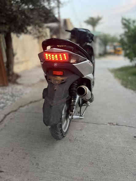 السلام عليكم /سكنس لد لبيع
لد لبيع دراجه خير من الله كامله كلشي مناقصها دراجه قويه شلعه و معدل صالنصا مالتها لبلادي موجوده أشاير تزويد دراجه نضيفه بشكل نصبتها تخبل. سعر 850 مكان بغداد البياع رقم ***********
