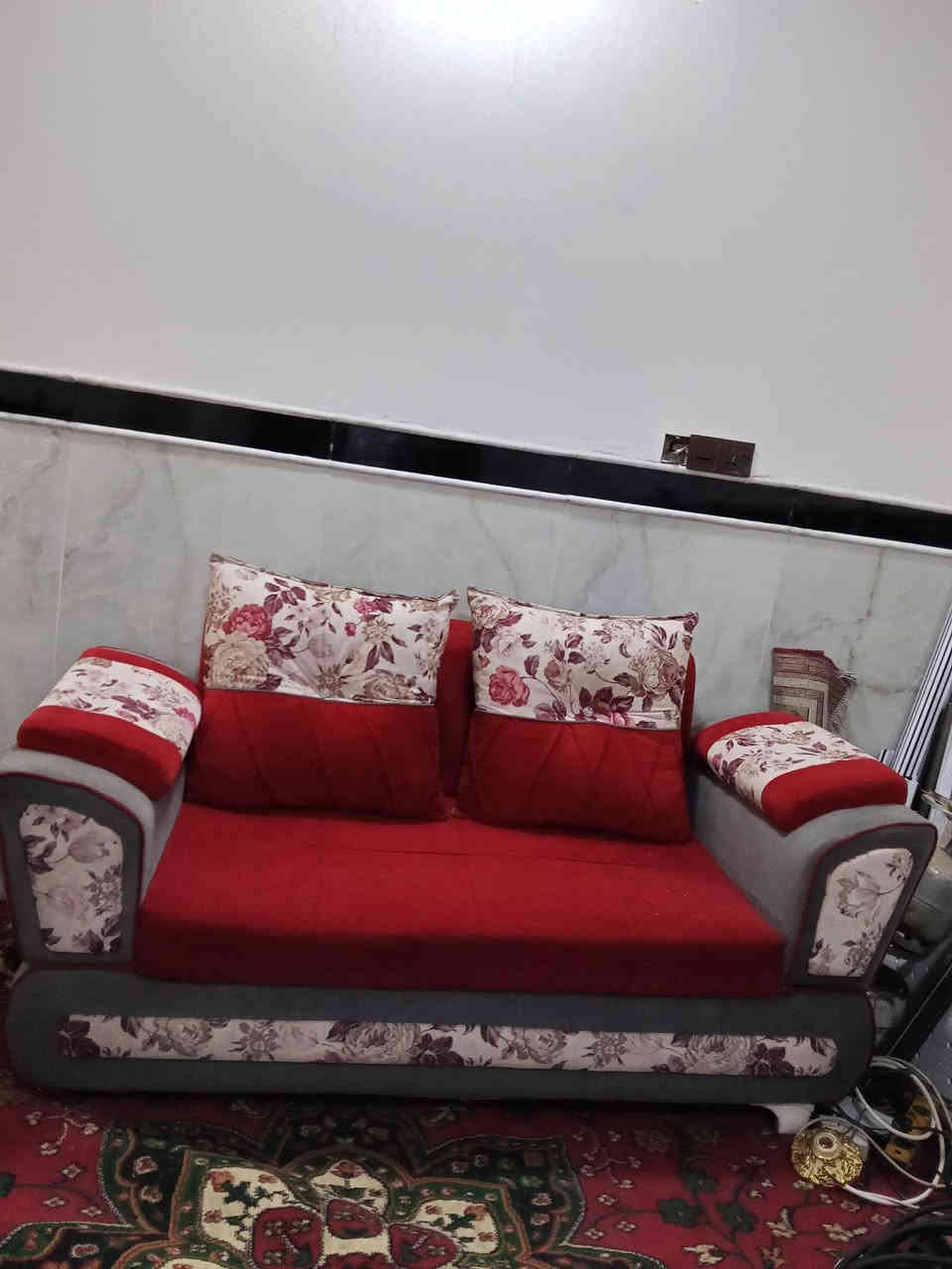 سلام عليكم 
تخم لبيع السعر 300 وبي مجال المكان في كربلاء 
***********
