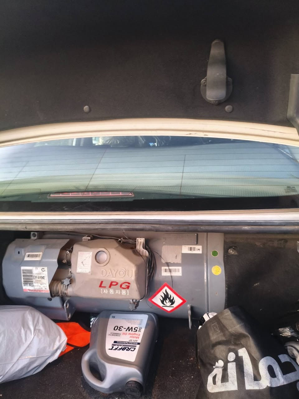 سلام عليكم سوناته 2022
وارد كوري غاز اصل مواصفات مري شفط كامره حساسات تبريد قطعتين شاشه ساره جاهزه من كلشي مال بيت مال جناي رقم مثنى ***********
