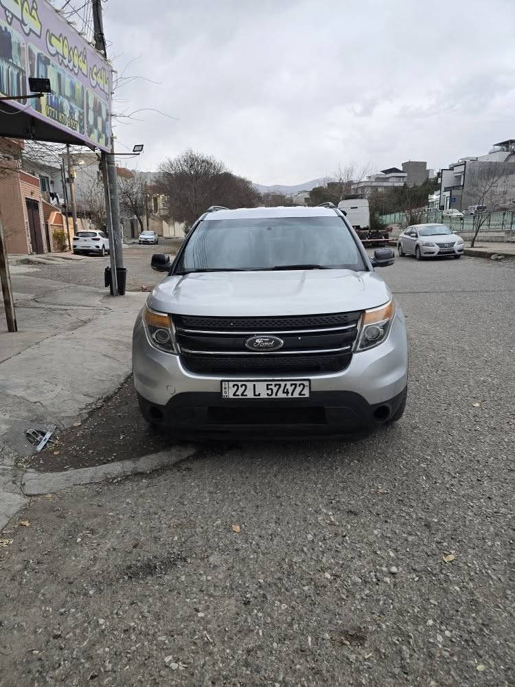 Ford explorer. 2012.  115 $
سێریز کوشن . سندوق شەفت . ئاوێنە هیتەر .  کوشن جلد . ویل گەورە .سێ شاشە .  گێروو مەکینە بەشەرت . چوارپارچەو پەڵەیەک بۆیاخە لەسەر شوخت بێ دەعم بێ ئێرباگ . سەنەوی هەتا ٢٩ تازەیە بەناوی خۆمەوەیە.                 *********** السليمانية, العراق
