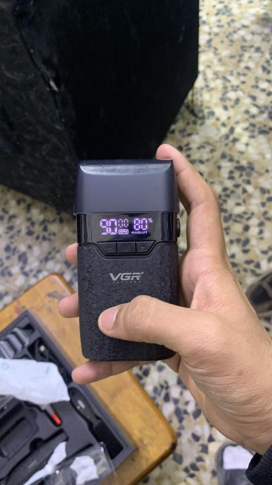 السلام عليكم عندي هذن المكاين البيع طقم كامل نوعيه VGRوشاء القدر واحتاجيت مشتريهن ب150الف الاتصال  وومشتغل بيهن بس ع كد الفحص***********
