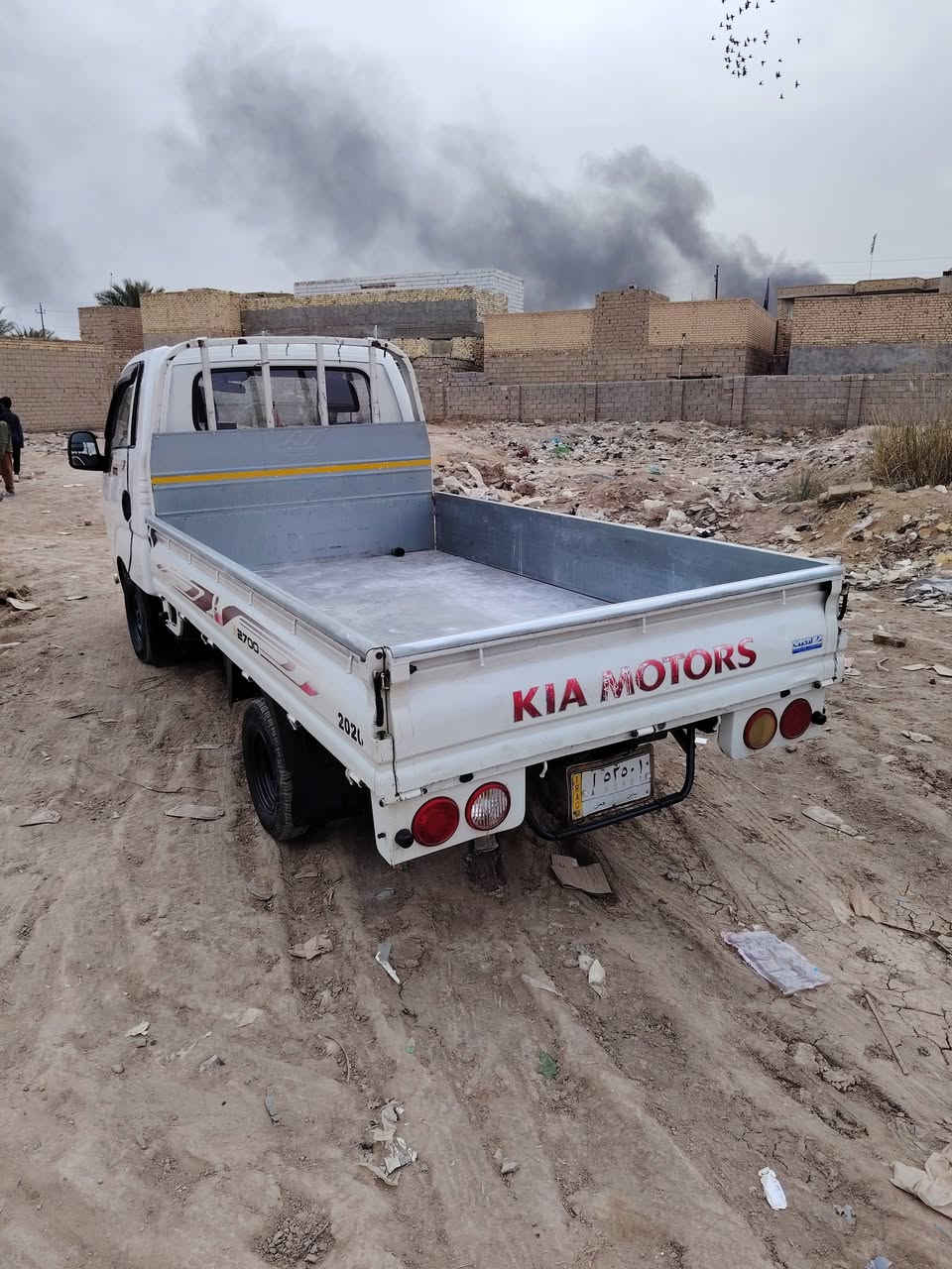 السلام عليكم سيارة كيا بينكو البيع موديل 20 سيارة مكفوله كفاله عامه سونار رقم بابل سنويه نافذه  مالك موجوده مسؤل عن ضريبه وغرامات ونقل ملكيه مكان بابل القاسم الاستفسار انتصل على هذه الرقم***********
