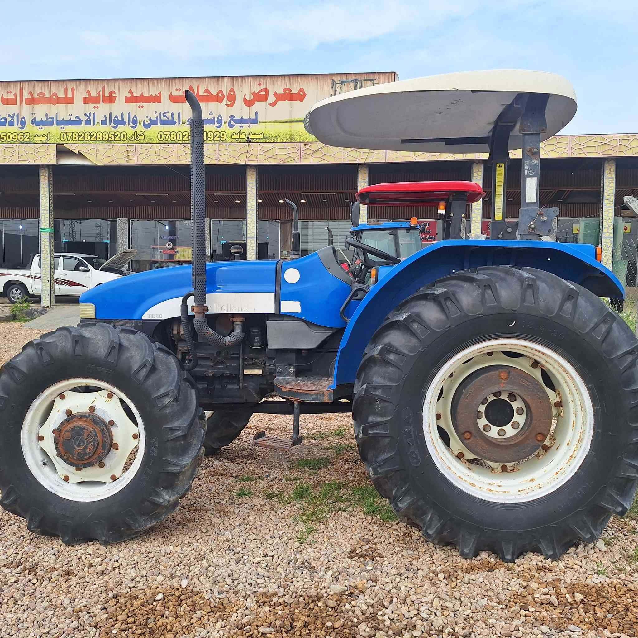 نيوهولند موديل ٢٠١٢ رقم وسنويه بابل حره تحويل مكفوله اي نقص مابيه / المكان / بابل الكفل
للاستفسار/***********
