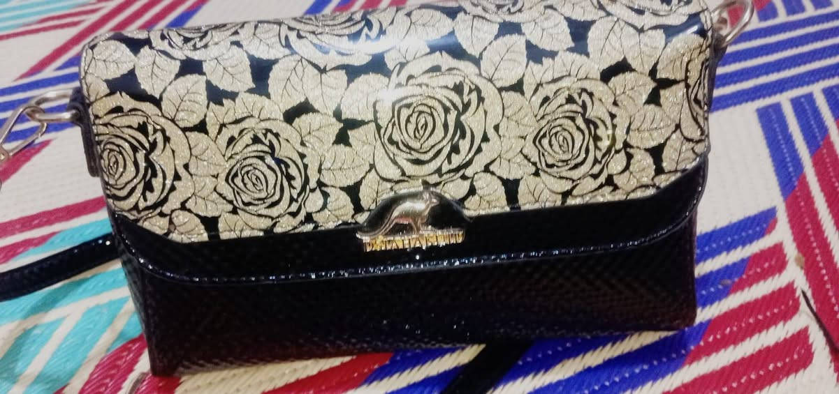 عندي فساتين طرحات دشاديش قفطان دراعات كولهن قياس خاص


**إذا كنت صاحب هذا الإعلان وتريد حذفه لأي سبب، رجاءا أرسل رسالة إلى الدعم الفني**